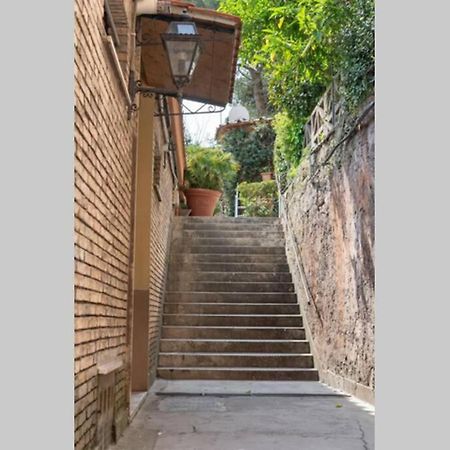 Elegante Open Space Con Vasca Idromassaggio A Trastevere المظهر الخارجي الصورة