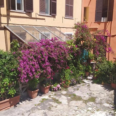 Elegante Open Space Con Vasca Idromassaggio A Trastevere المظهر الخارجي الصورة